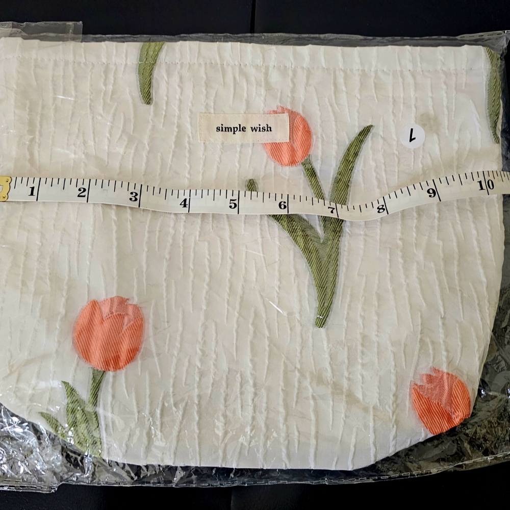 Simple Wish Tulip Quilted Tote (New)